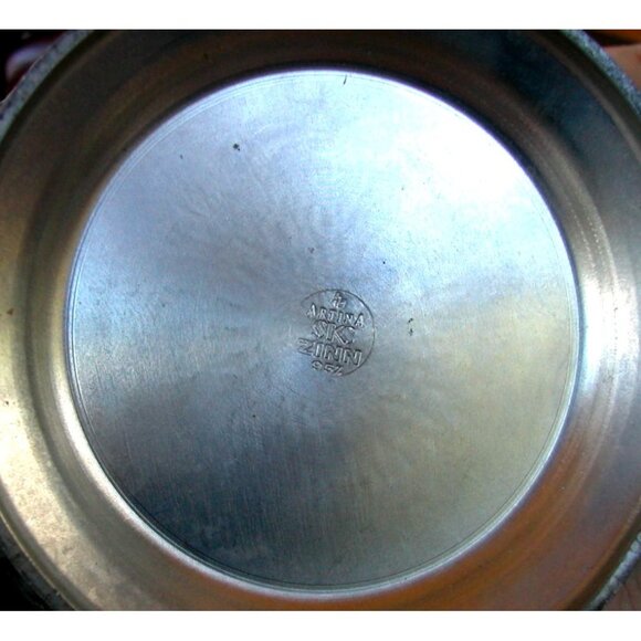 Antique Arzberg Zinn 95% Pewter Embossed Pitcher Jug Vase With Handle - Picture 6 of 15